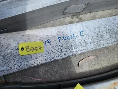 Barra de refuerzo de parachoques trasero TOYOTA PRIUS C 12 13 14 15 16 17 18 19 Foto 1 de 2