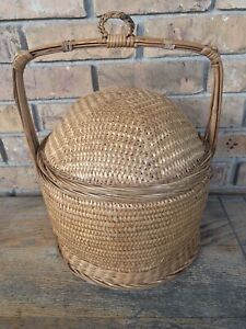 Vintage Chinese Asian Wedding Wicker Rattan Bamboo Single Tier Basket 14x11x11
