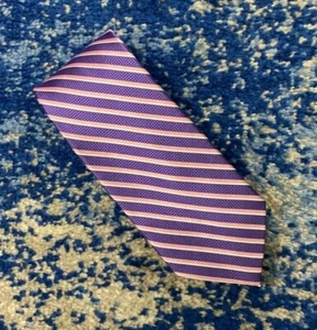 Corbata Tom James Lavender rosa blanco sesgo a rayas 100 % seda - Imagen 1 de 4