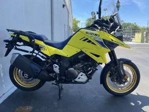 2020 Suzuki V-Strom 1050XT - Picture 1 of 22