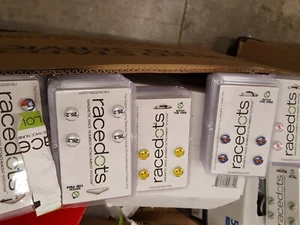 RaceDots - Sistema de Posicionamiento Magnético de Número de Carrera 2x Paquete de 4 (8) Elige Diseño - Imagen 1 de 27