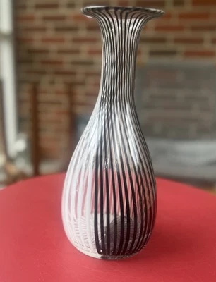 Jarrón de colección MCM DINO MARTENS Mezza Filigrana 10,25” Aureliano Toso MURANO ITALIA Foto 1 de 4