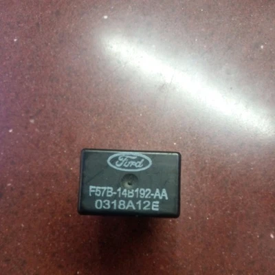 (1 pieza) Relé de 5 pines Ford F0AB-14B192-AA (P6STD) probado con garantía OEM Foto 1 de 3