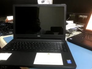 DELL Inspiron 15 41113/SDPP/2015 5100 laptopN o RAM no SSD FOR PARTS ONLY - Picture 1 of 6