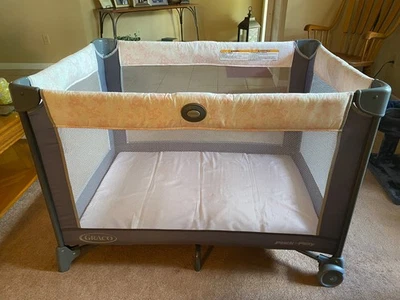 Graco Pack 'n Play On The Go Playard with Bassinet - Kate Fashion Edition - Image 1 of 4