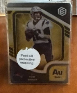 2021 Panini Elements - Tom Brady #34 Gold /250 - Picture 1 of 2