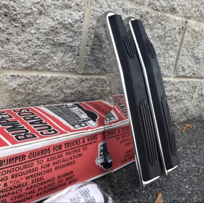 Protectores de parachoques delanteros Mopar NOS 94 Era Dodge Van B100-B300 stock muerto Foto 1 de 4