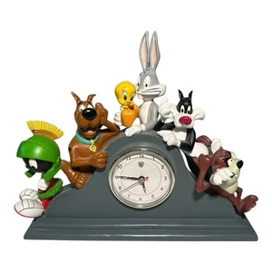 Warner Bro Studio Store Scooby-Doo Looney Tunes Mantle Clock Taz Bugs Bunny 1998 - Picture 1 of 3