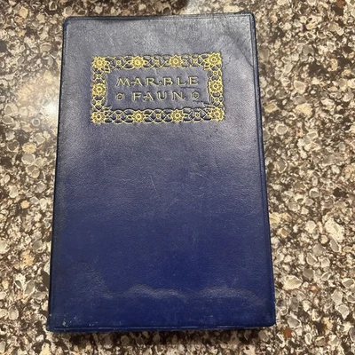 Antique The Marble Faun Book by Nathanial Hawthorne -Crowell Publishers Foto 1 de 4