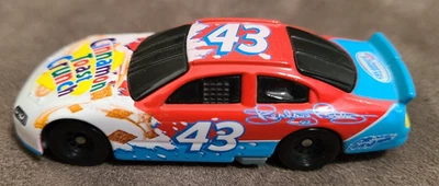 2008 #43 Cinnamon Toast Crunch/Celebrate The Legacy promoción 1/64 Foto 1 de 4