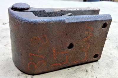 1937 1938 Chevy LEFT LOWER DOOR HINGE Original GM Front - Image 1 of 4