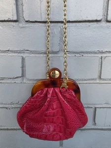 Bolso de hombro Brahmin rojo cocodrilo con marco de cuero en relieve cadena caparazón de tortuga - Imagen 1 de 13