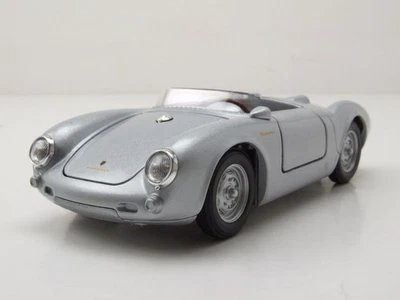 Porsche 550 Spyder Argento Modellino 1:24 Welly - Immagine 1 di 4