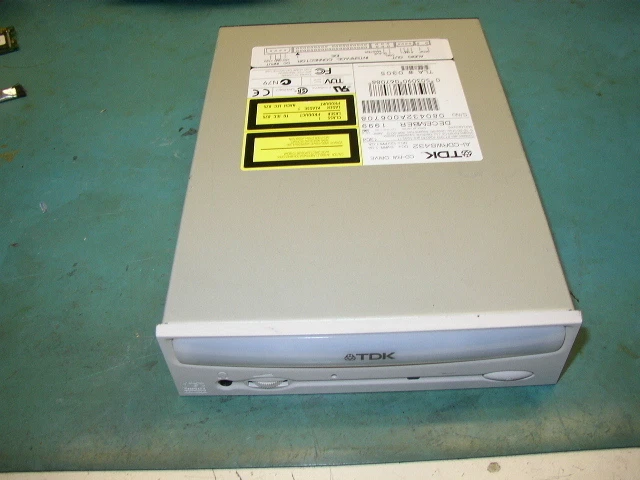 TDK AI-CDRW8432 Internal IDE Drive - Image 1 of 1