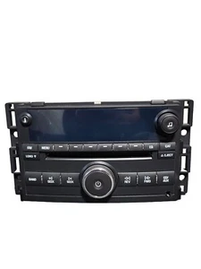2007 Pontiac G5 AM FM Radio CD Player w Aux Input - Part Number 25780215 - Bild 1 von 10