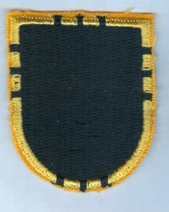 U.S. ARMY BERET FLASH - VINTAGE 6h BATTALION, 327th INFANTRY ..... OLDER PIECE - Picture 1 of 1