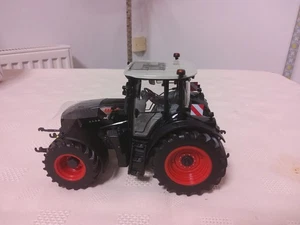 Wiking - Claas Arion 660 - Gunmetal Black - 1:32 Scale - 02574720 - Ltd edition - Picture 1 of 8