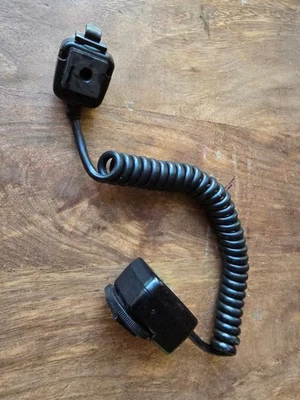 Canon Off-Camera Shoe Cord 2 TTL Flash Extension - Tested - Image 1 of 4
