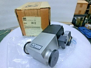 Leybold 28922 Valve Straight NW25-M,Burkert 301-C-1,2-B Solenoid,unused*7757 - Picture 1 of 12