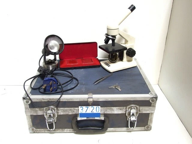 ZENITH MICROSCOPE WITH LAMP, SLIDES IN FLIGHTCASE (3721) - Image 1 of 1