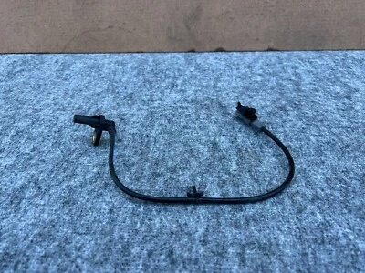 INFINITI Q50 Q60 2014-2022 OEM PASAJERO TRASERO DERECHO ABS CONJUNTO SENSOR VELOCIDAD Foto 1 de 4