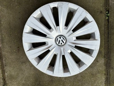 VOLKSWAGEN GOLF 15" WHEEL TRIM X 1 HUB CAP GENUINE CADDY GOLF MK7 VW 5G0601147 - Image 1 of 4