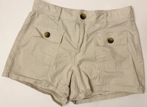 Ladies Vuori Ripstop Shorts Khaki Medium New!  - Picture 1 of 3