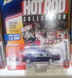 Revista Johnny Lightning Hot Rod 1996 Chevy Impala SS - Imagen 1 de 2