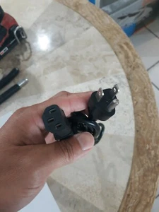 Power cord for most Plasma and led TV, standard 5ft length - Picture 1 of 3