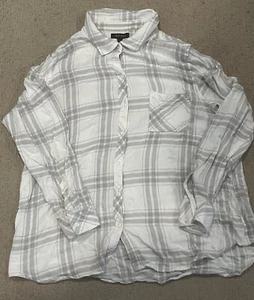 Well Worn Flannel Shirt Women’s Size L Large Soft Button Down/Up Relaxed Fit - Picture 1 of 3