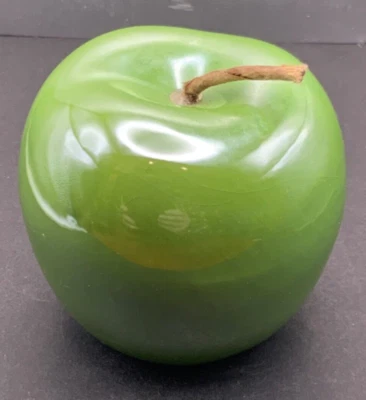 3 x 3” Cerámica Esmaltada Verde Brillante Manzana 3D Decoración del Hogar con Vástago Flexible Foto 1 de 4