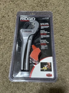 RIDGID PC-1375ML 1/8" to 1-3/8" PVC and PEX Cutter w/ Multi-Layer Adapter NEW - Picture 1 of 4
