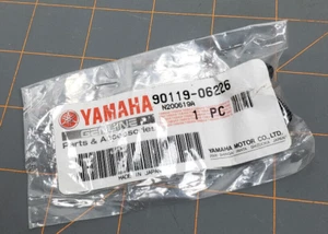 Yamaha 90119-06226-00 - BOLT WITH WASHER, NEW OEM 90119-06226 - Picture 1 of 2