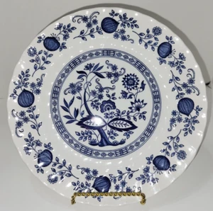 Royal Wessex Blue Onion 10" Dinner Scalloped Rim Replacement/Decorative Plate - Picture 1 of 5