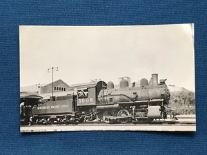 Southern Pacific Lines Railroad Locomotive No. 1008 Vintage Photo - Picture 1 of 3