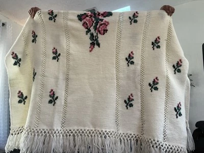 Colcha manta afgana rosa blanca ganchillo a mano de colección Foto 1 de 4