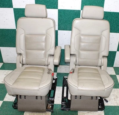 *NOTE* 16' YUKON LWB Beige Leather Heated 2nd Second Row Captains Seats Pair 2x Foto 1 de 4