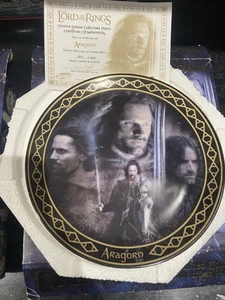 The Lord Of The Rings Limited Edition Collectors Plate by Cards Inc. Frodo - Picture 1 of 1