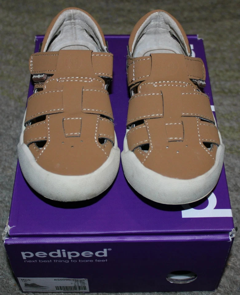 Pediped TODDLER Boys Tan Mark Sandal Shoes - Size 8.5 - EEUC - Image 1 of 4