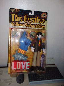 99 McFarlane Toys Beatles Yellow Submarine Paul Mcartney mit Handschuh Love Base NRFP - Bild 1 von 3