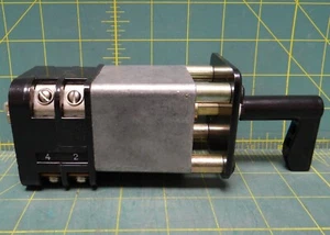 General Electric SBM Control Switch 10CD601 600 VAC 20 AMP - Bild 1 von 7