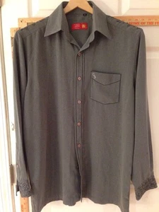 Small Gray Button Down Men's Long Sleeve Shirt The Red Carpet Collection - Picture 1 of 12