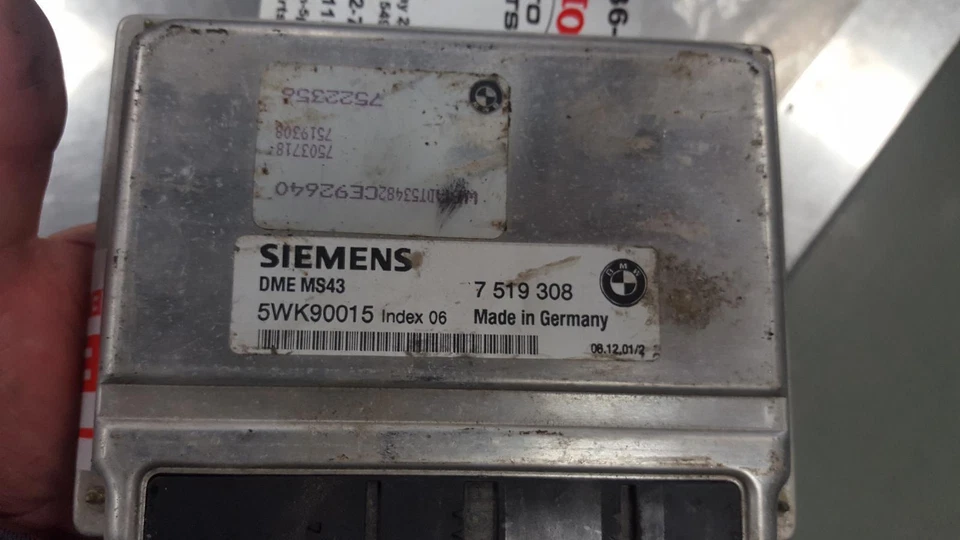  BMW 530i Engine Brain Box Electronic Control Module 02 03 - Image 1 of 1