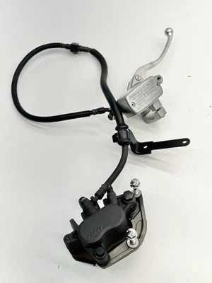 Pinça de freio dianteiro 07-14 Honda Shadow VT750 C2 VT750C2 Spirit cilindro mestre - Imagem 1 de 4