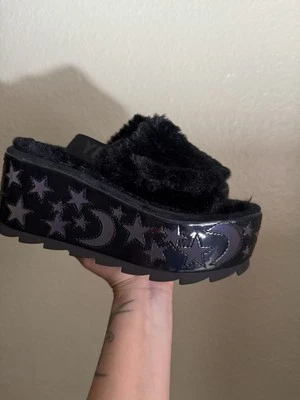 Sandalias de cuña para mujer YRU de felpa con plataforma celeste negras talla 7  Foto 1 de 2