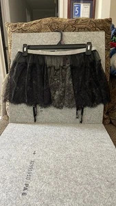 Victoria's Secret Very Sexy Strumpfbandrock schwarz Spitze Glanz Glitzer Spitze M/L Pin Up - Bild 1 von 8