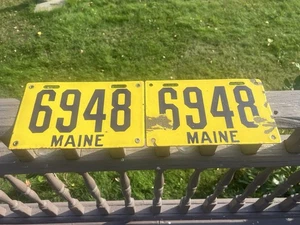 1912 Maine License Plate Pair Antique Auto Porcelain Enamel ME - Picture 1 of 10