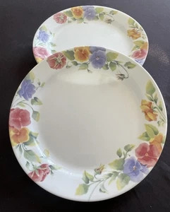 Set of (4) Corelle Summer Blush Pattern 10 1/4 " Dinner Plates by Corning - Picture 1 of 3