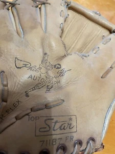 NY Yankees Phil Rizzuto Signature Top Star Baseball glove HOF - Picture 1 of 3
