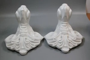 Pair of white painted plaster or resin decorative bath tub feet- dress up a tub - Picture 1 of 10
